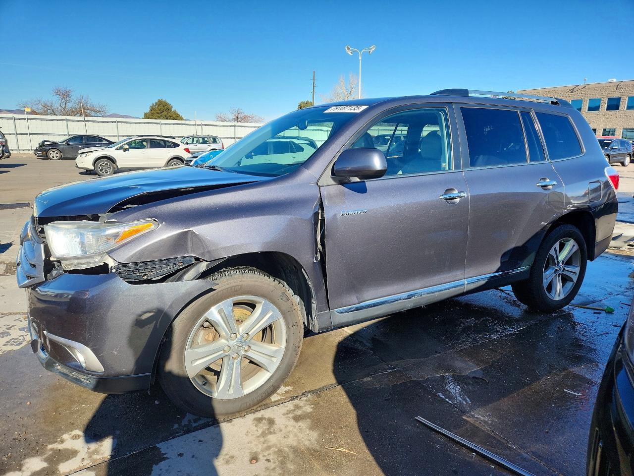 2013 TOYOTA HIGHLANDER