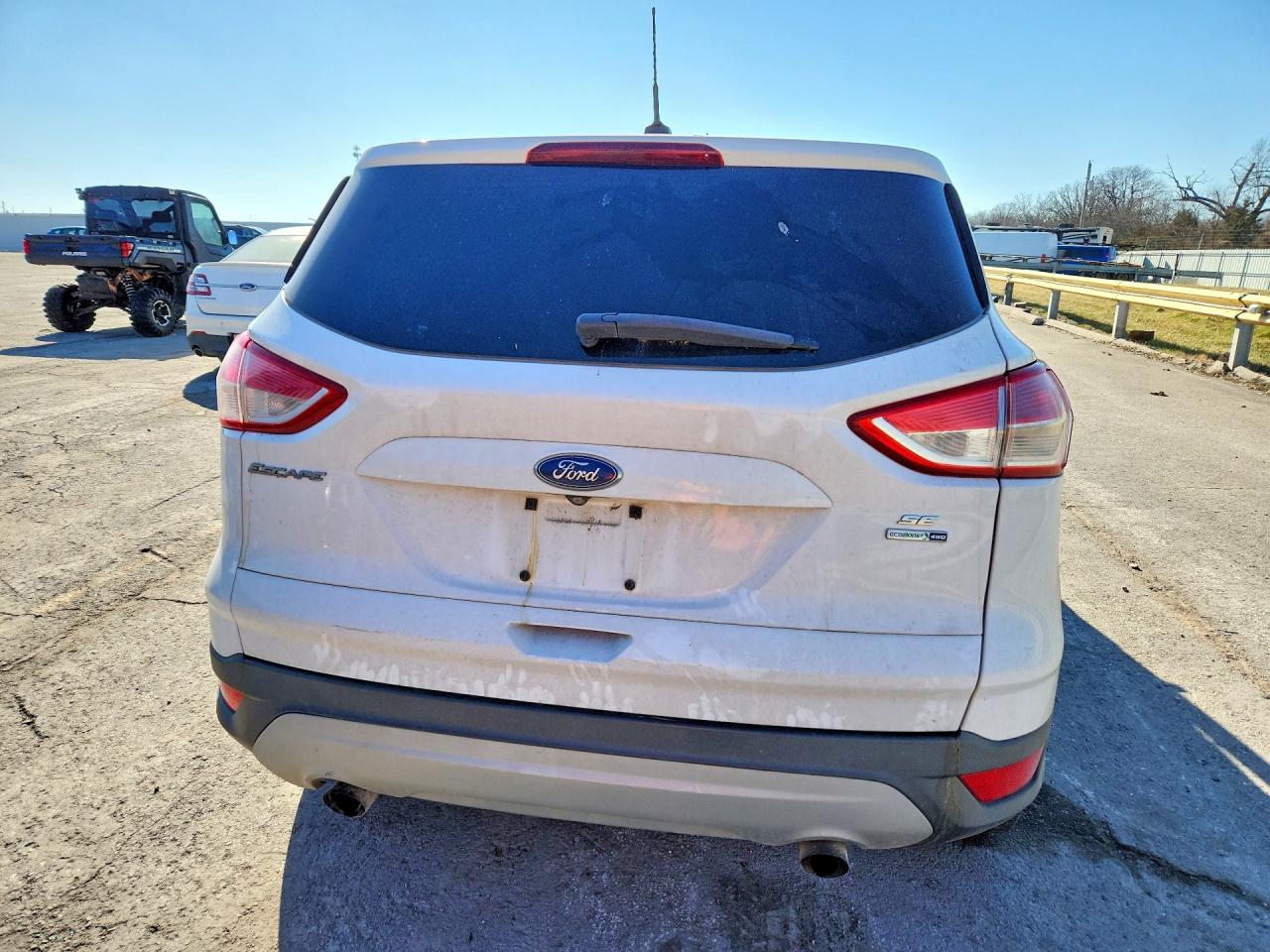 2015 FORD ESCAPE SE photo 11