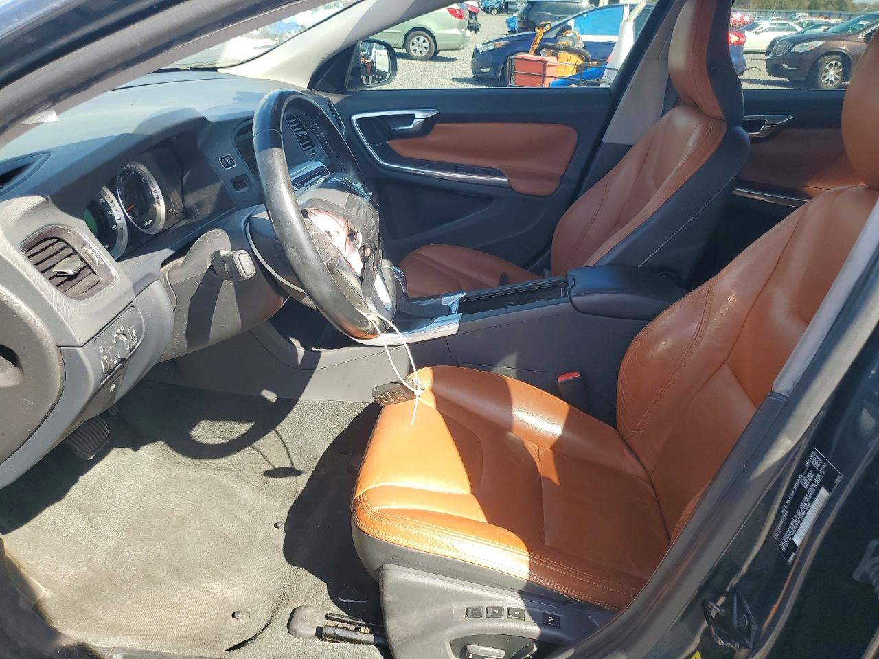 2013 VOLVO S60 T5 photo 19