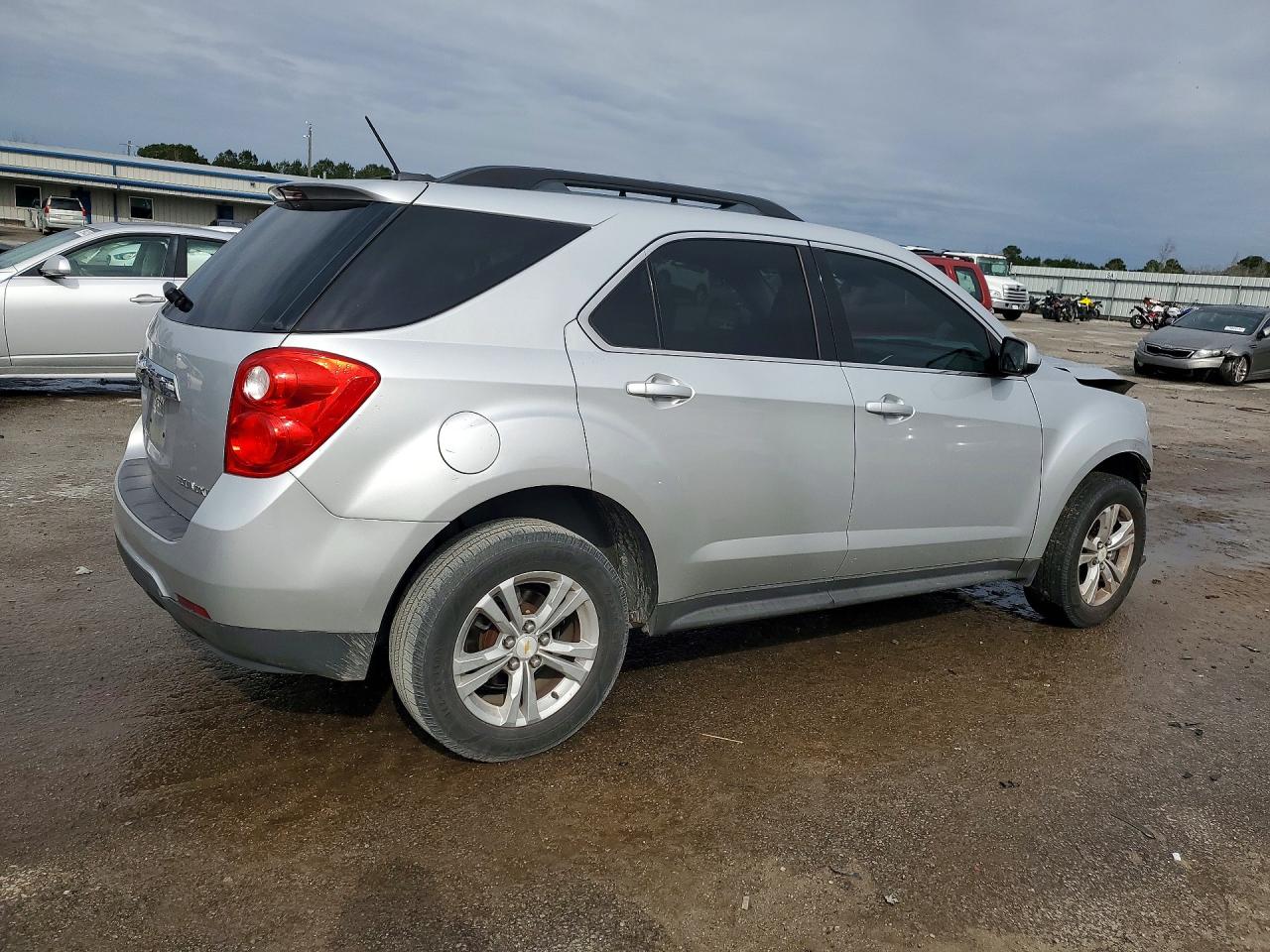 2015 CHEVROLET EQUINOX LT photo 3