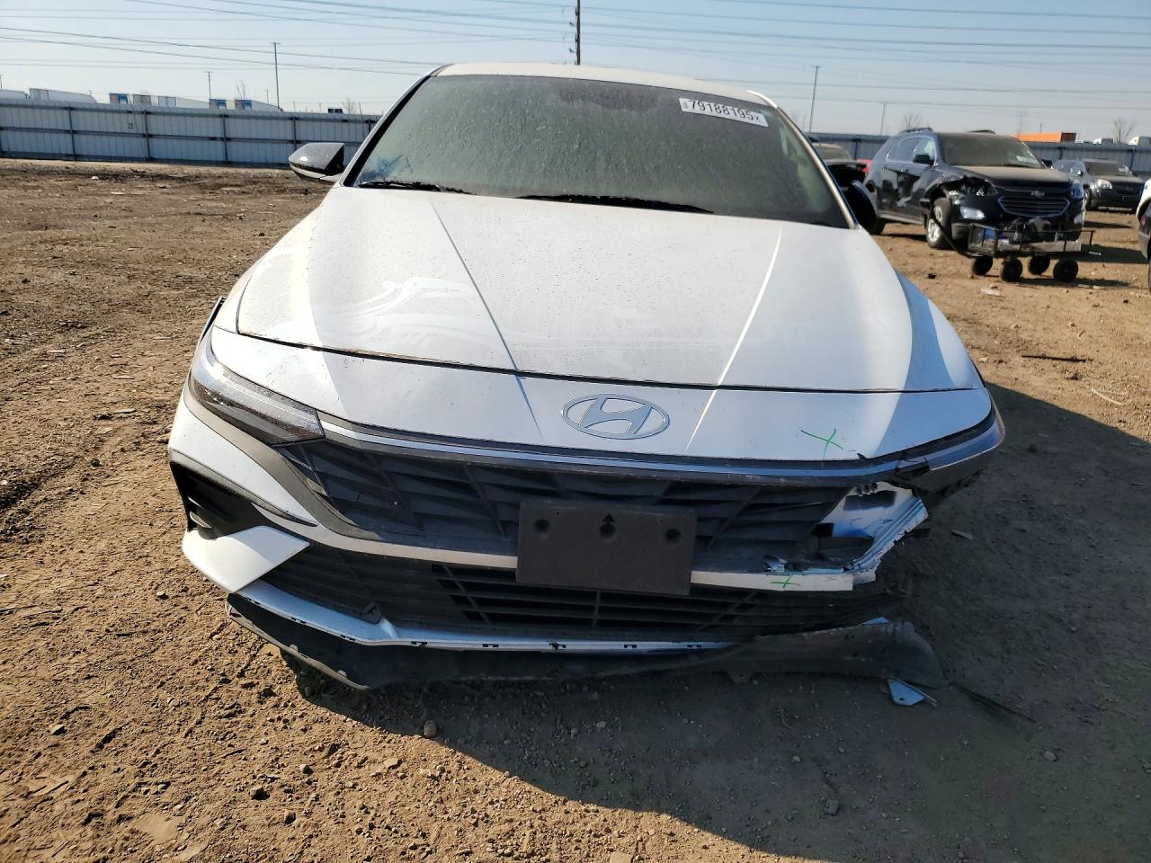 2025 HYUNDAI ELANTRA SEL SPORT photo 13