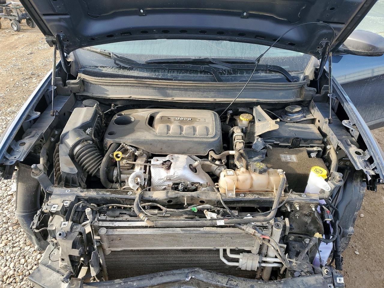 2019 JEEP CHEROKEE TRAILHAWK photo 23