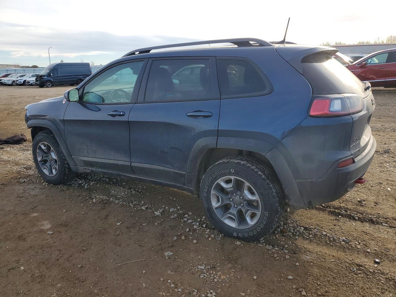 2019 JEEP CHEROKEE TRAILHAWK photo 3
