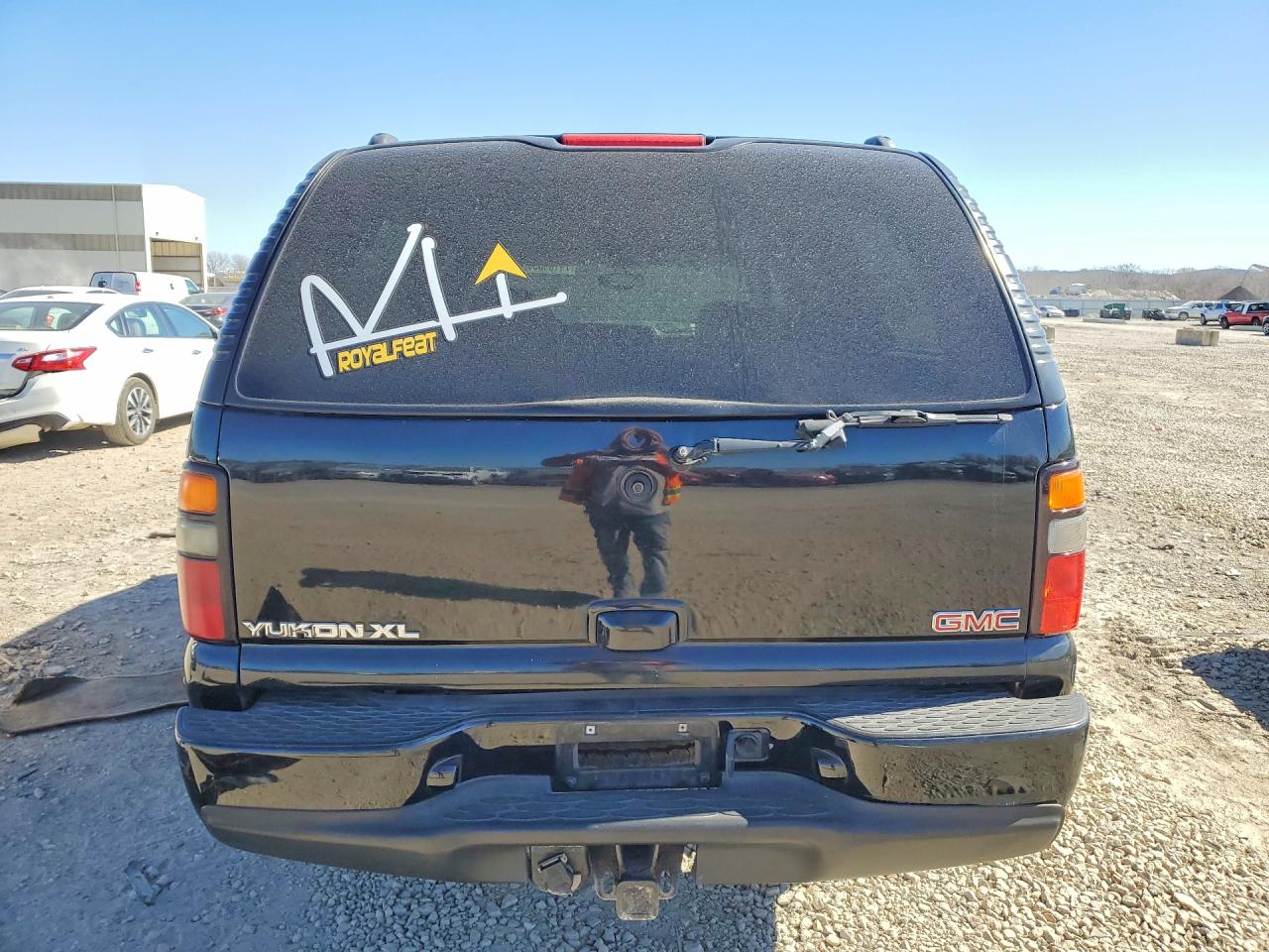 2005 GMC YUKON XL DENALI photo 6