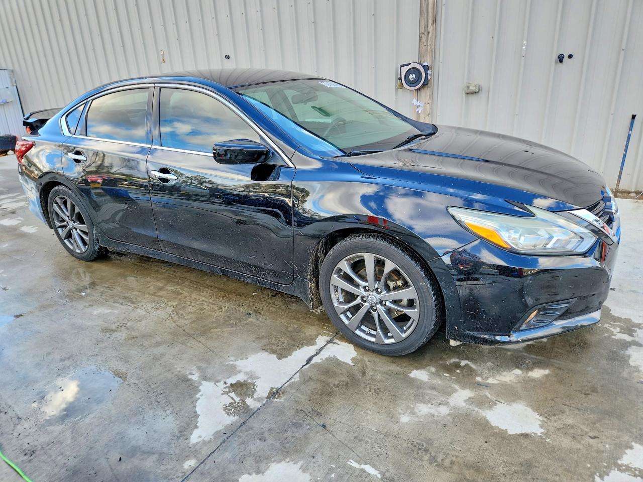 2018 NISSAN ALTIMA 2.5 SR photo 10
