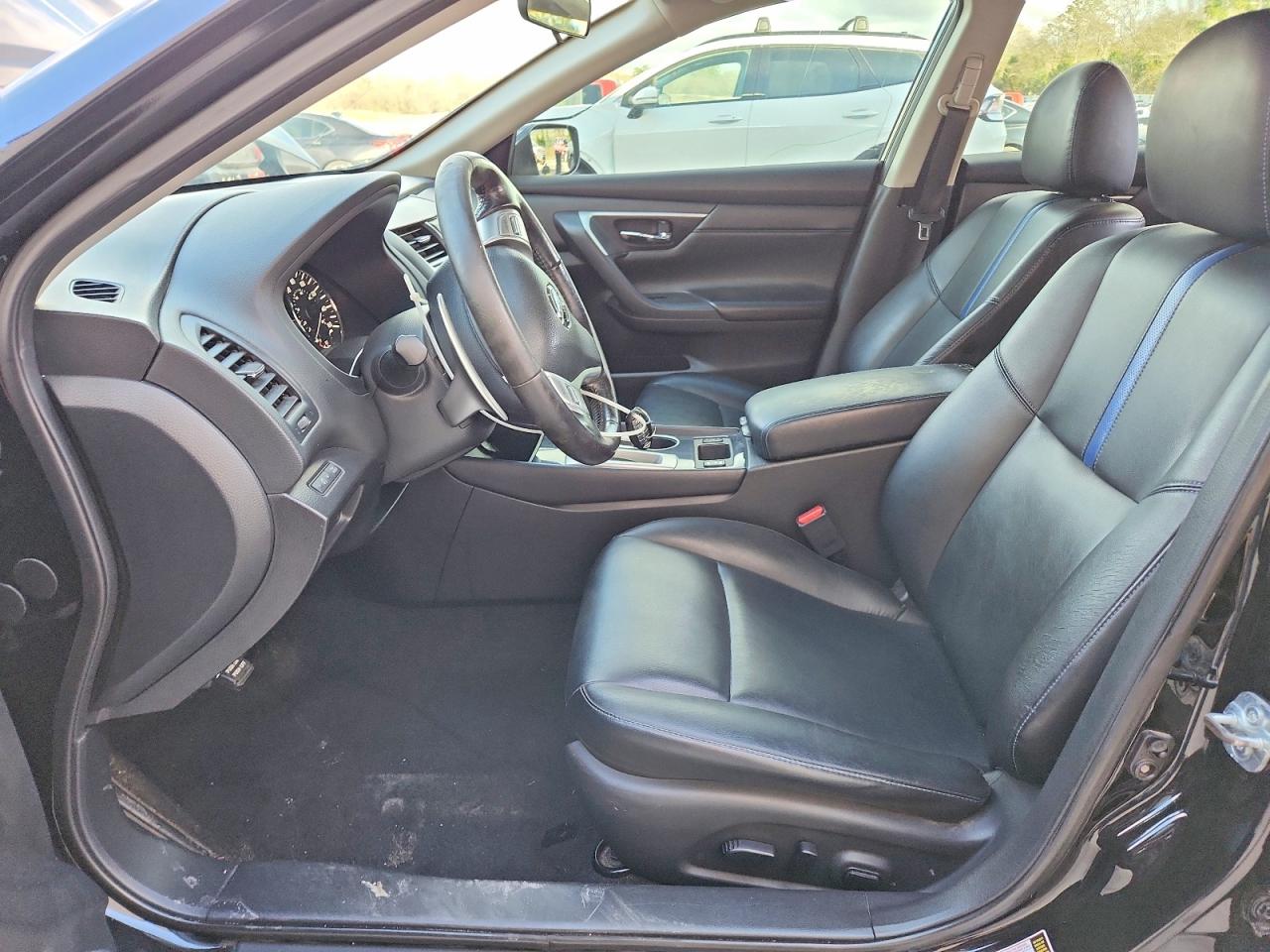 2018 NISSAN ALTIMA 2.5 SR photo 19