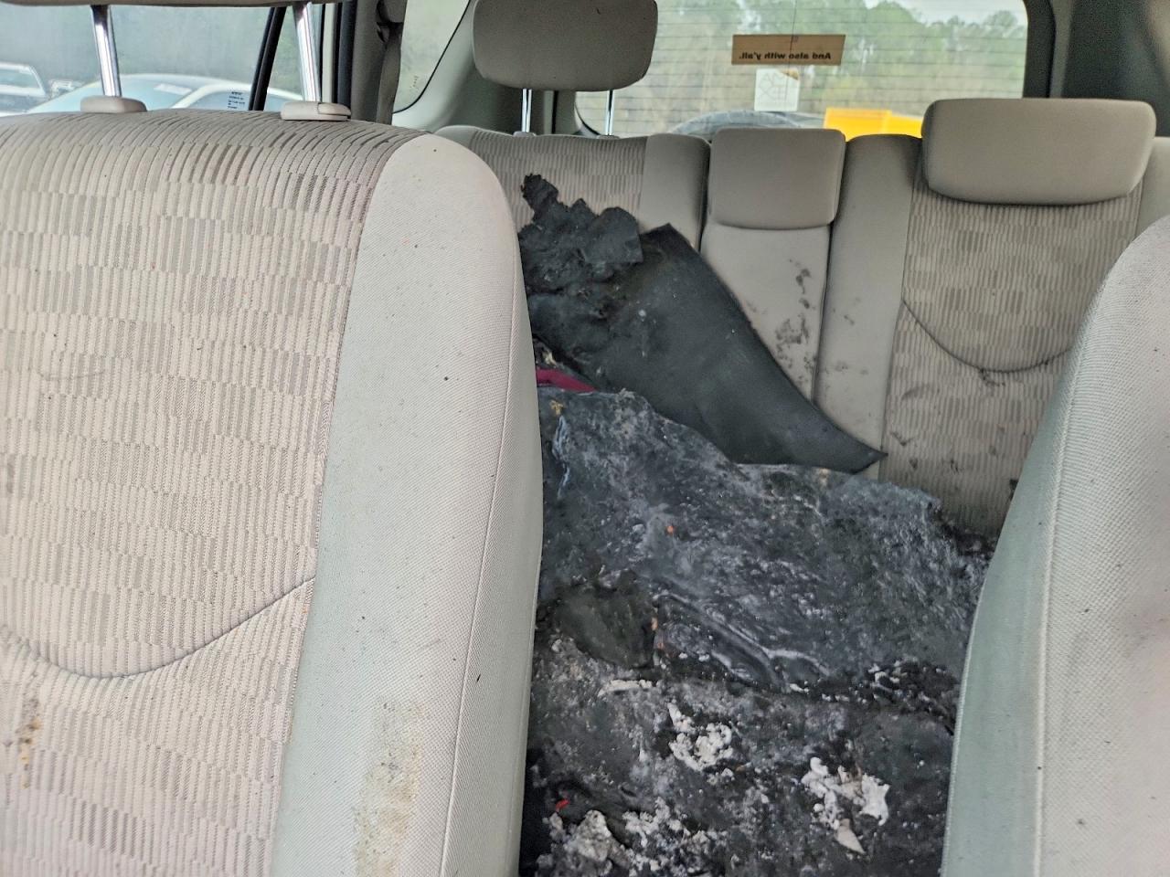 2011 TOYOTA RAV4 BASE photo 28