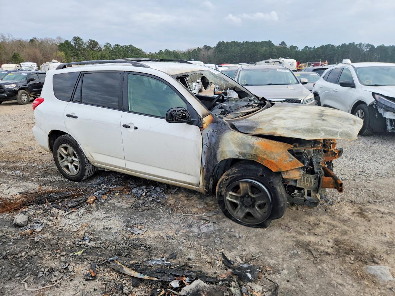 2011 TOYOTA RAV4 BASE photo 10