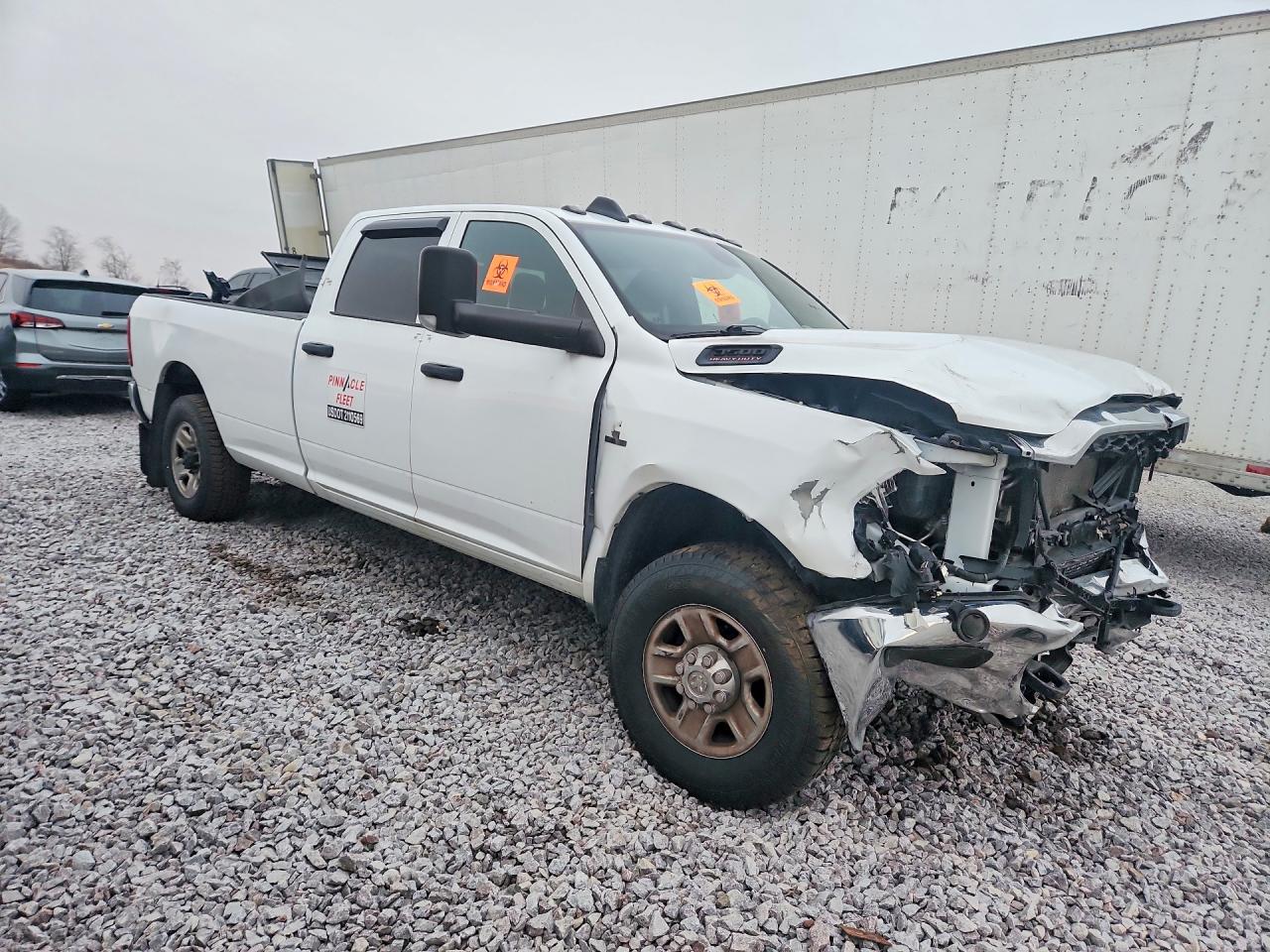 2022 RAM 3500 TRADESMAN photo 4