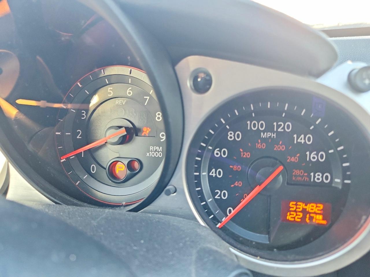 2018 NISSAN 370Z TOURING photo 17