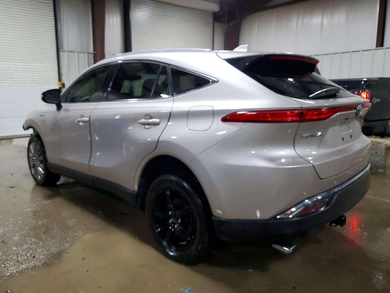 2021 TOYOTA VENZA LIMITED photo 3