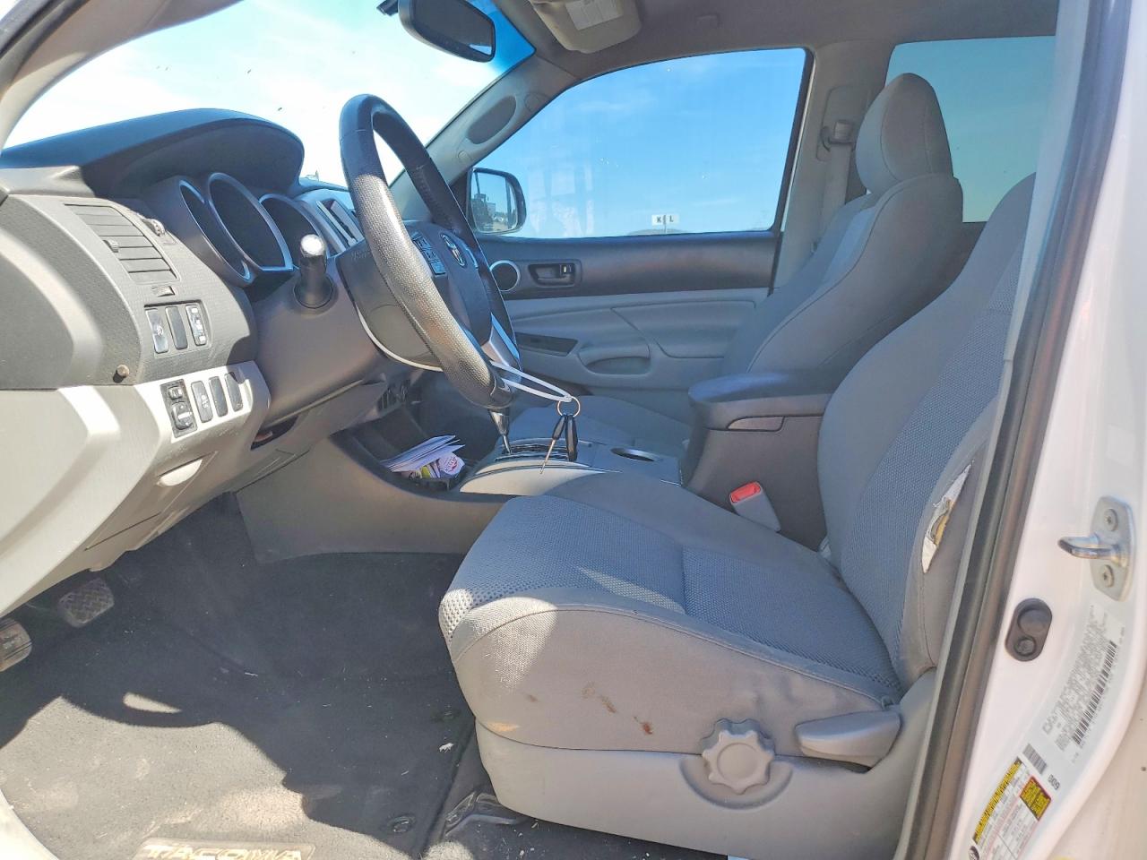 2012 TOYOTA TACOMA PRERUNNER V6 photo 13