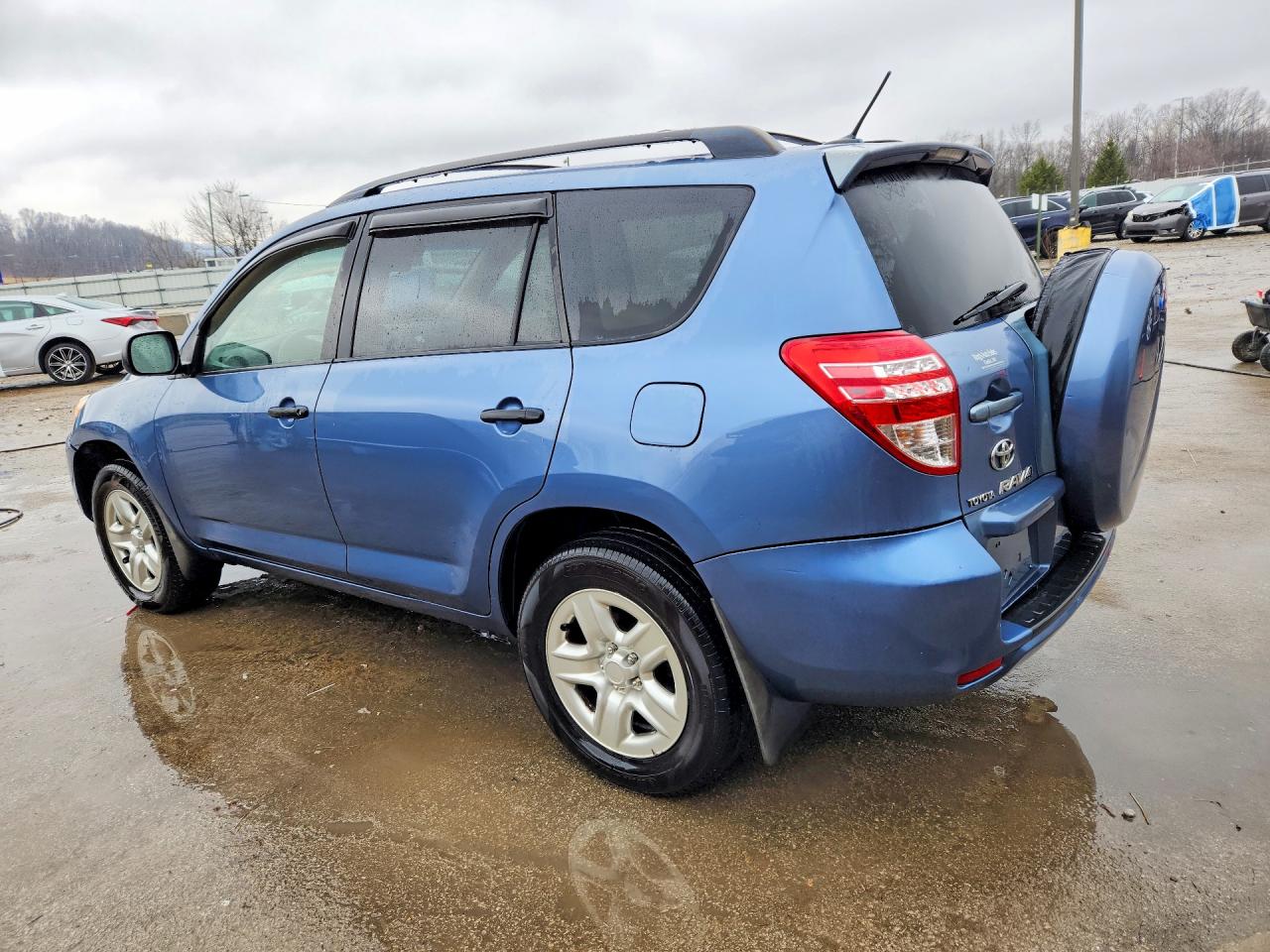 2009 TOYOTA RAV4 BASE photo 3