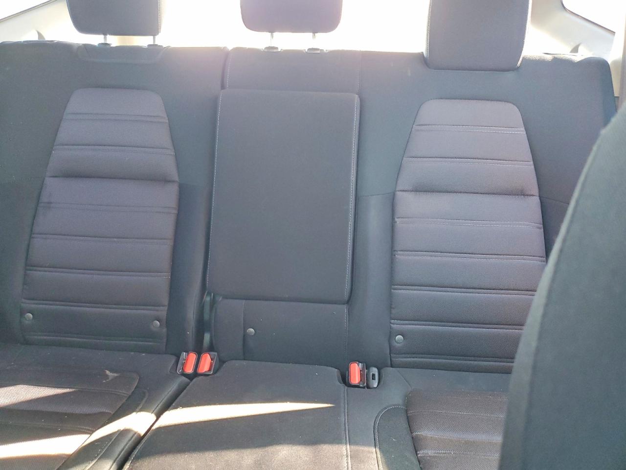 2018 HONDA CR-V LX photo 10