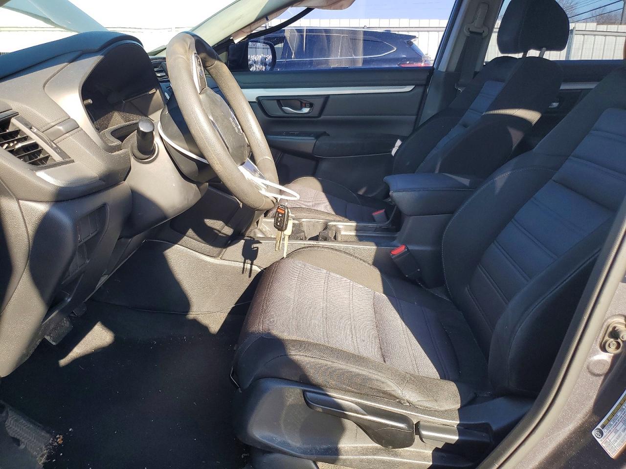 2018 HONDA CR-V LX photo 7