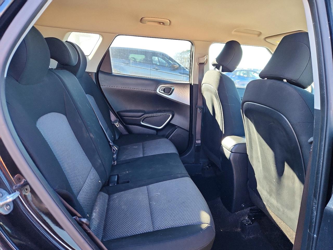 2020 KIA SOUL LX photo 11