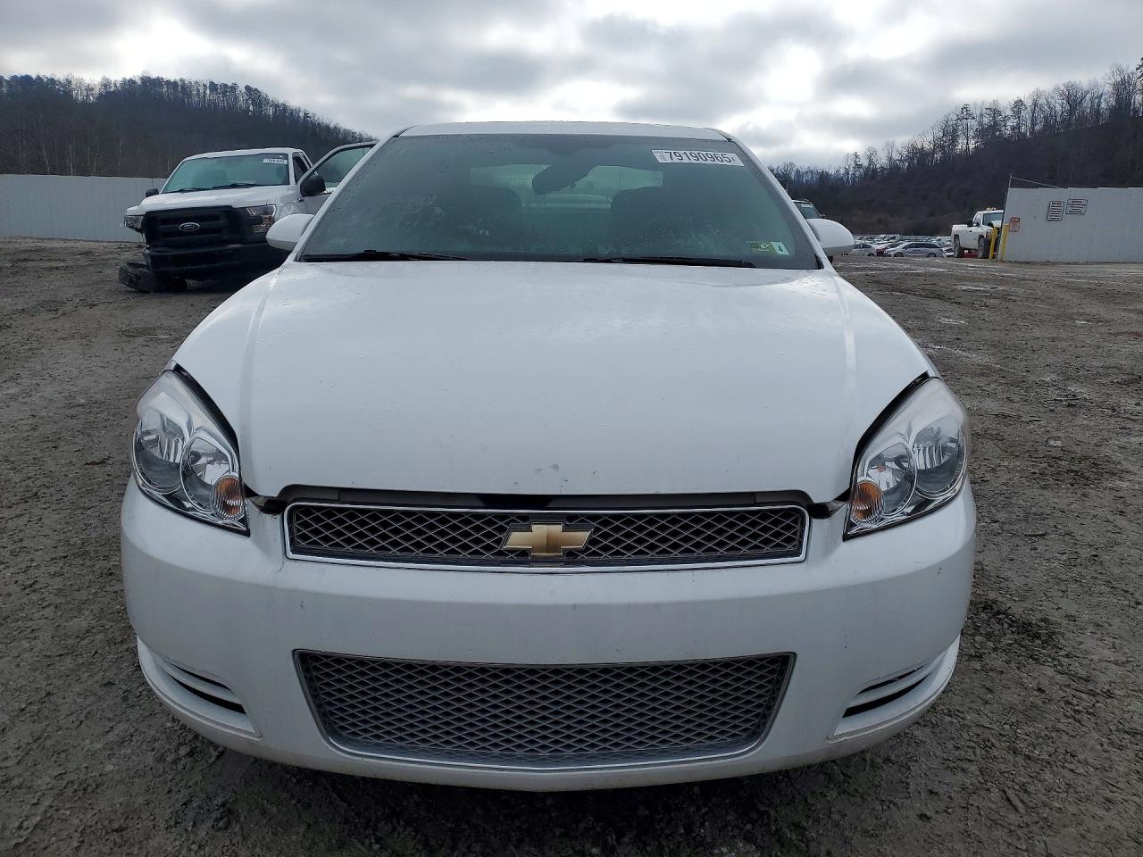 2013 CHEVROLET IMPALA LT photo 5
