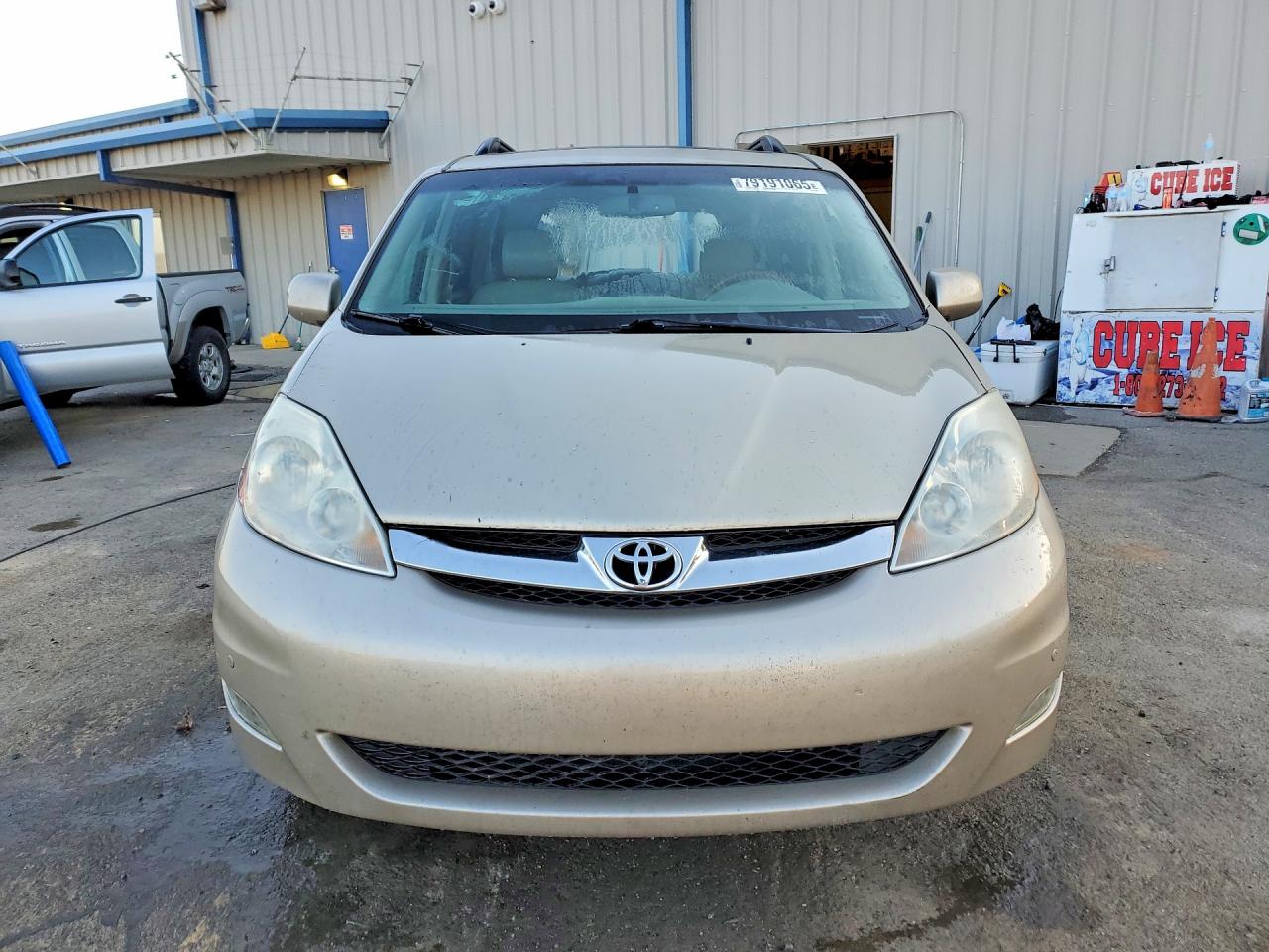 2008 TOYOTA SIENNA XLE LIMITED photo 5