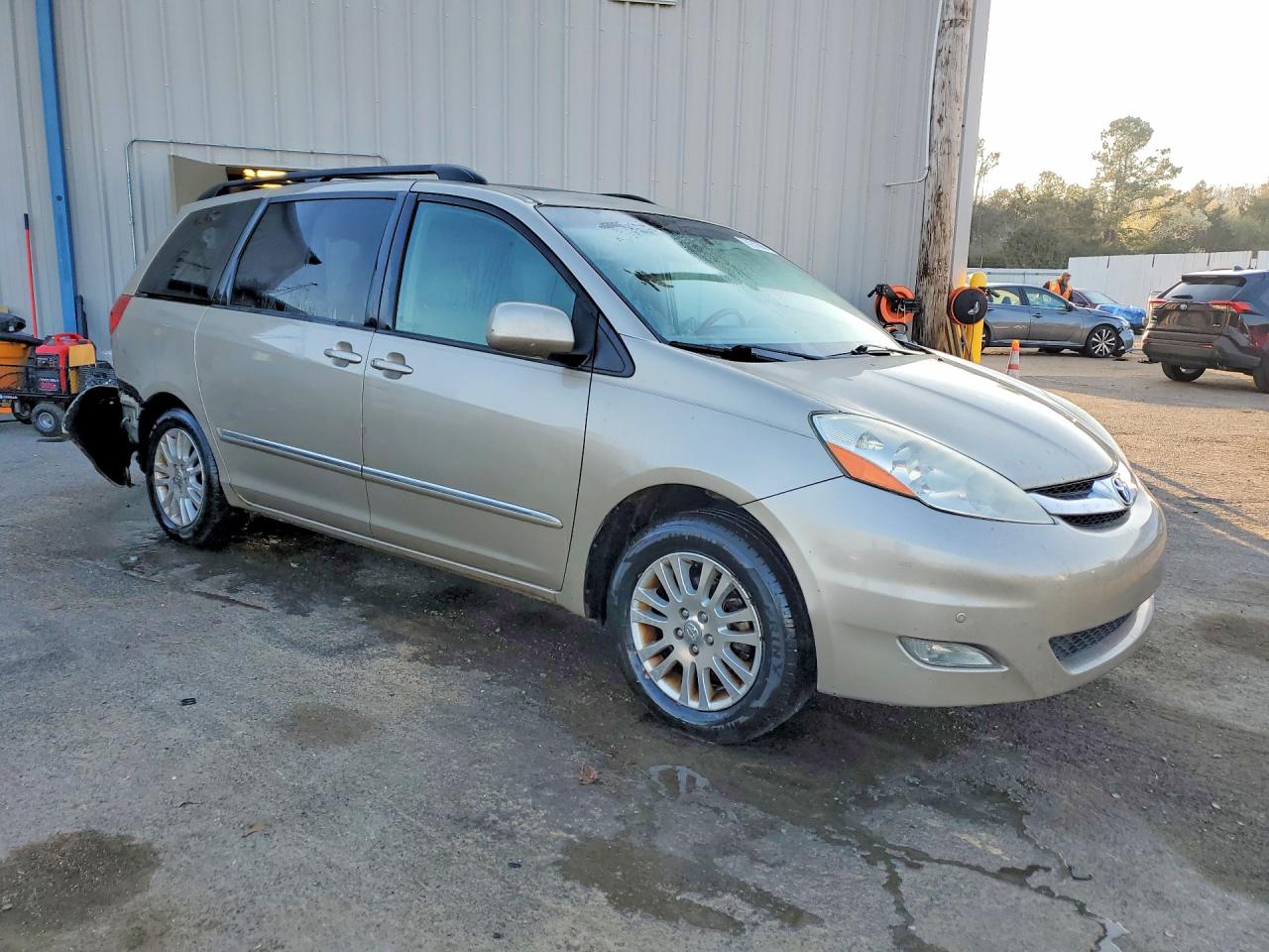 2008 TOYOTA SIENNA XLE LIMITED photo 4