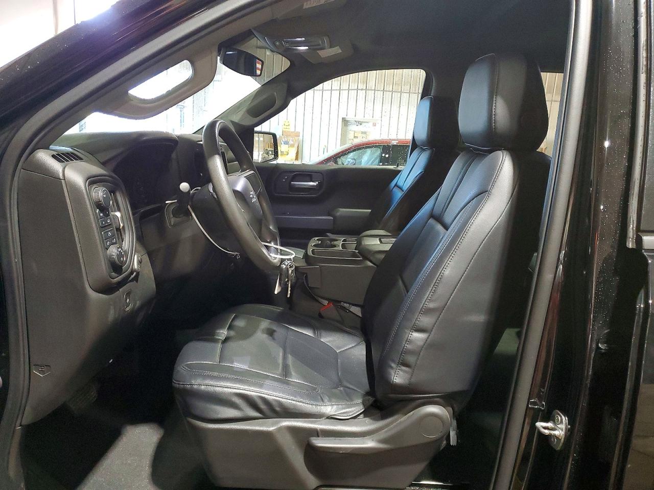 2021 CHEVROLET SILVERADO K1500 CUSTOM photo 13