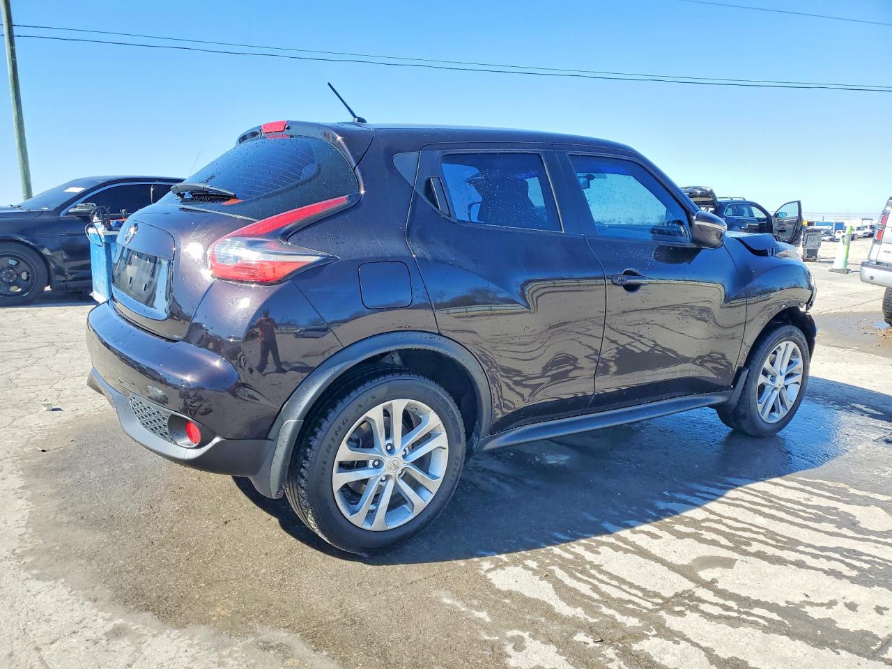 2015 NISSAN JUKE S photo 7