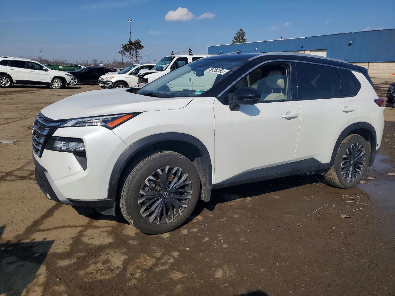 2025 NISSAN ROGUE