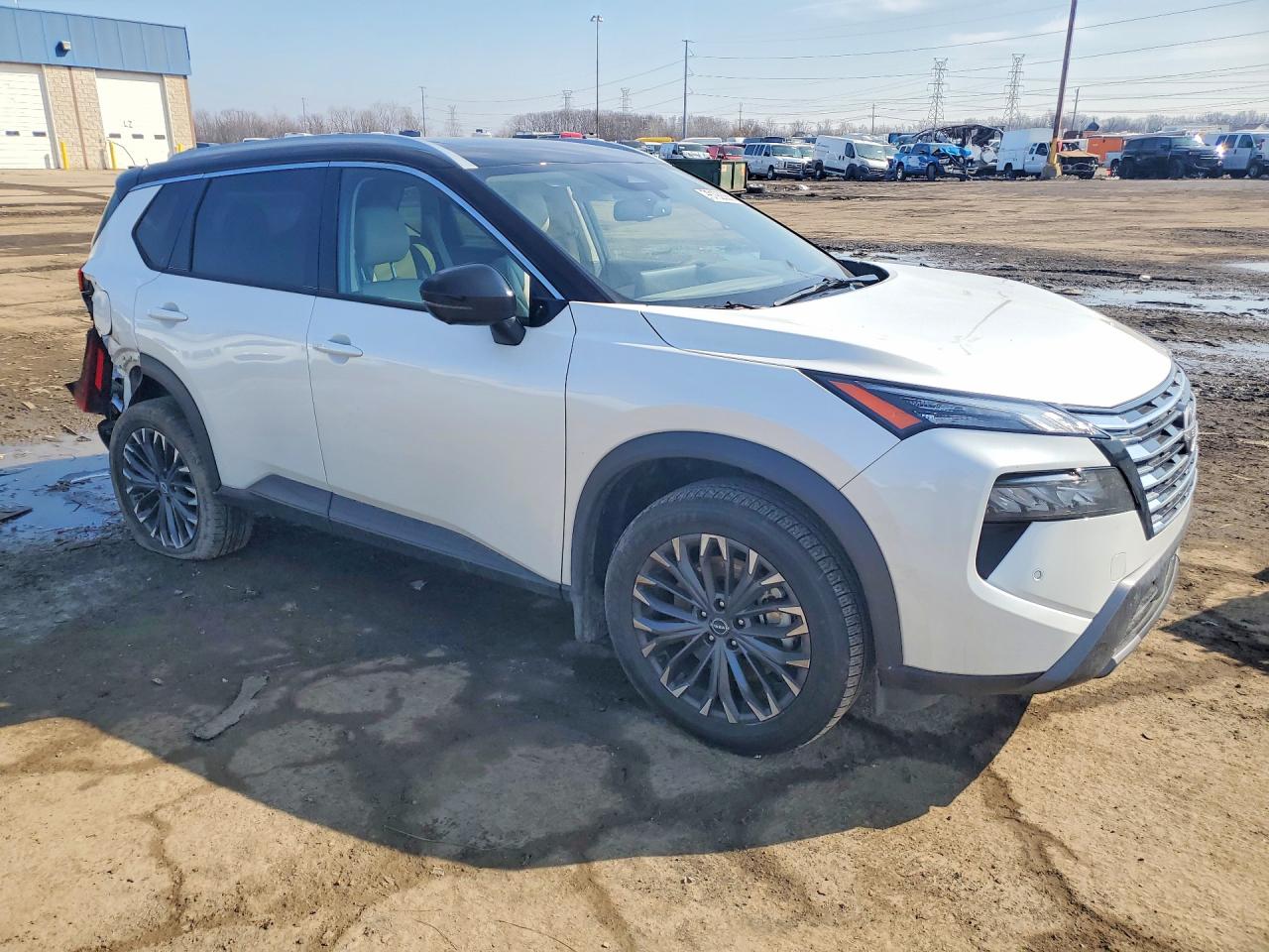 2025 NISSAN ROGUE SL photo 4