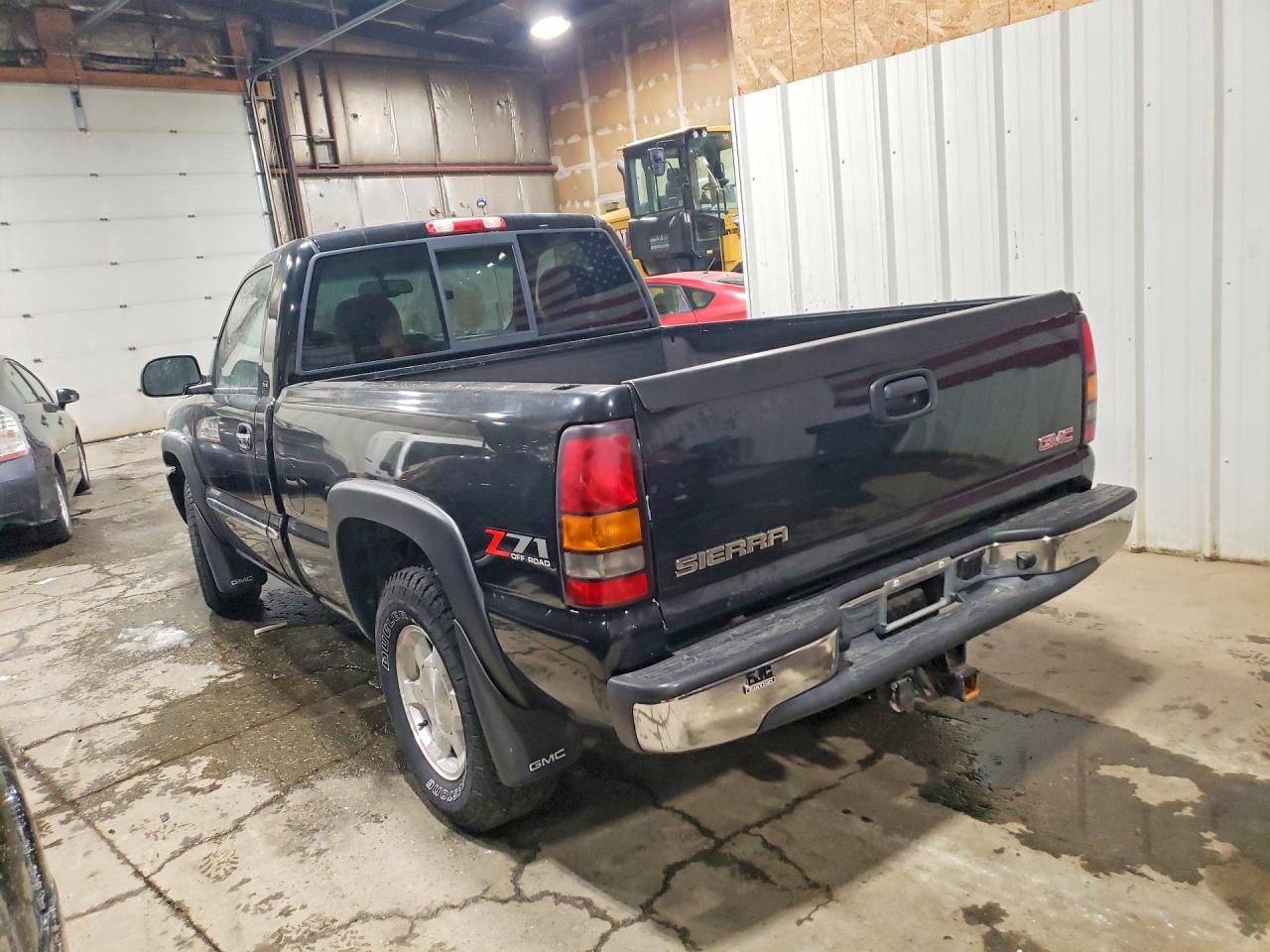 2006 GMC NEW SIERRA K1500 photo 2