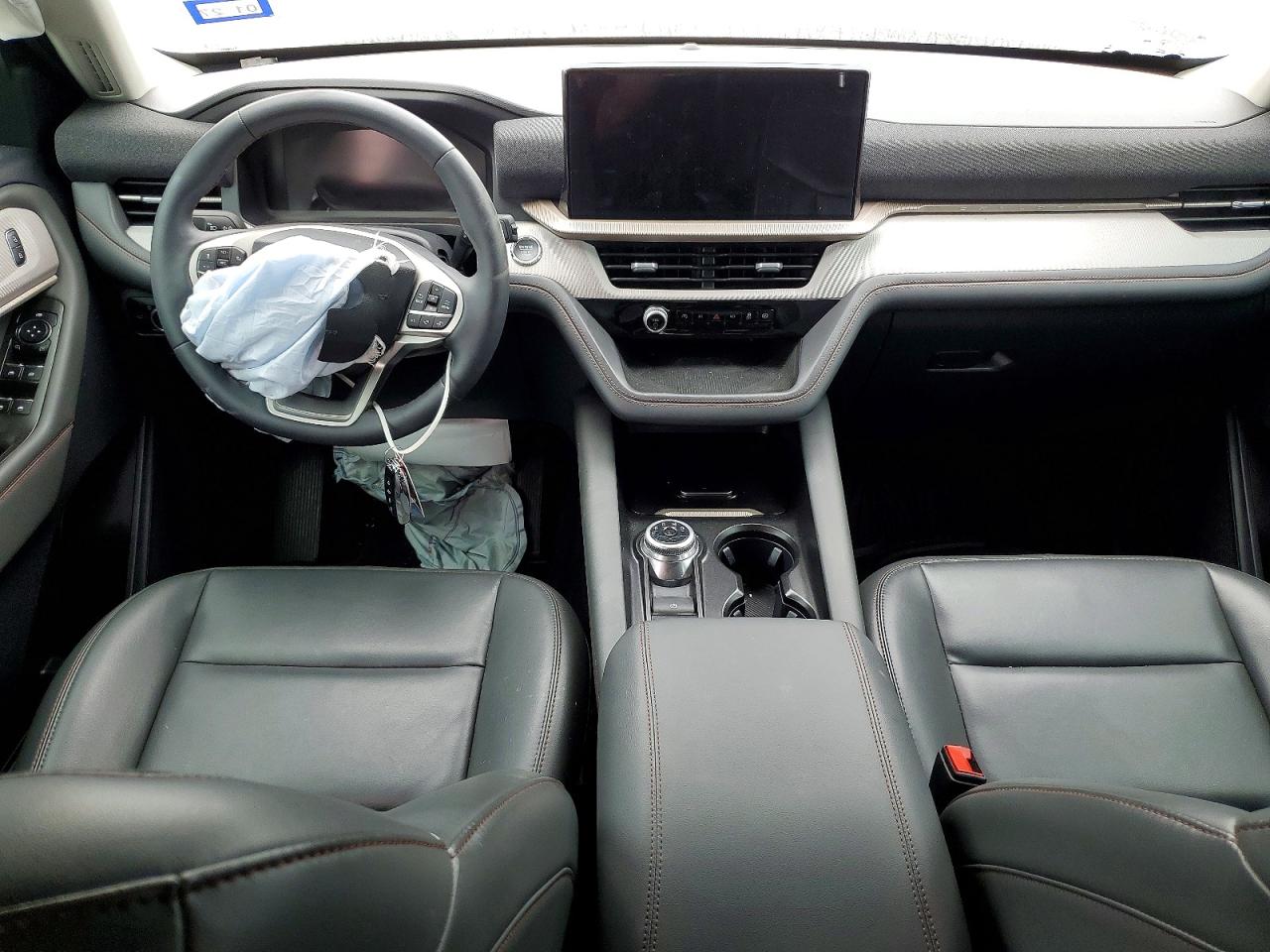 2025 FORD EXPLORER photo 8