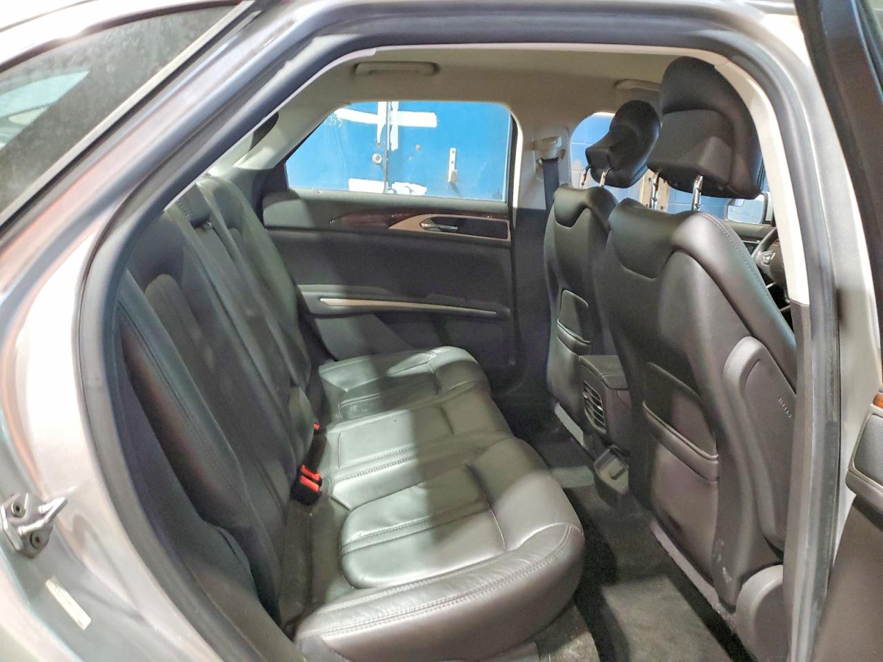2014 LINCOLN MKZ photo 19