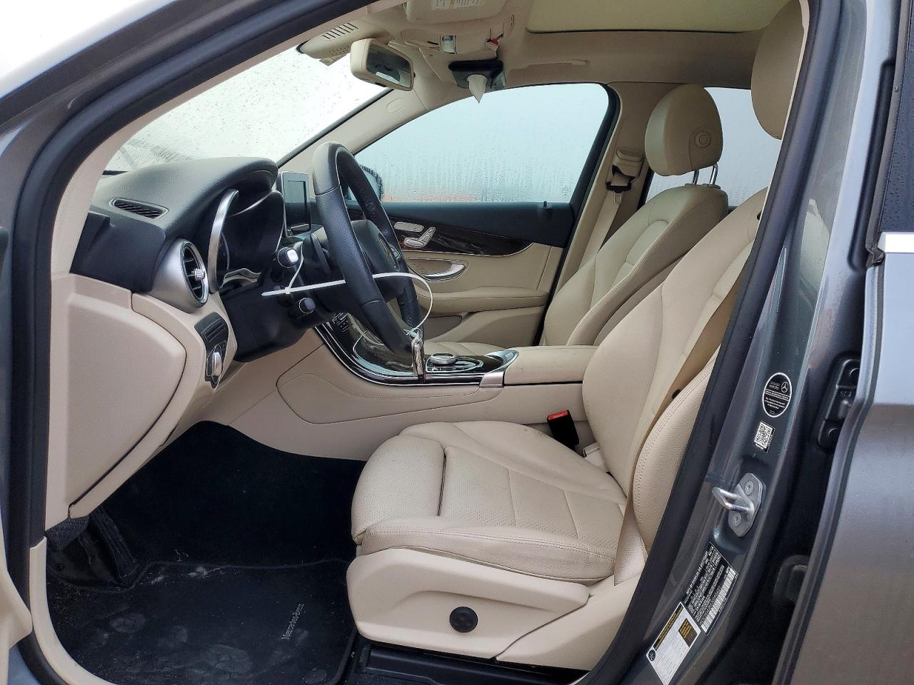 2018 MERCEDES-BENZ GLC 300 photo 7
