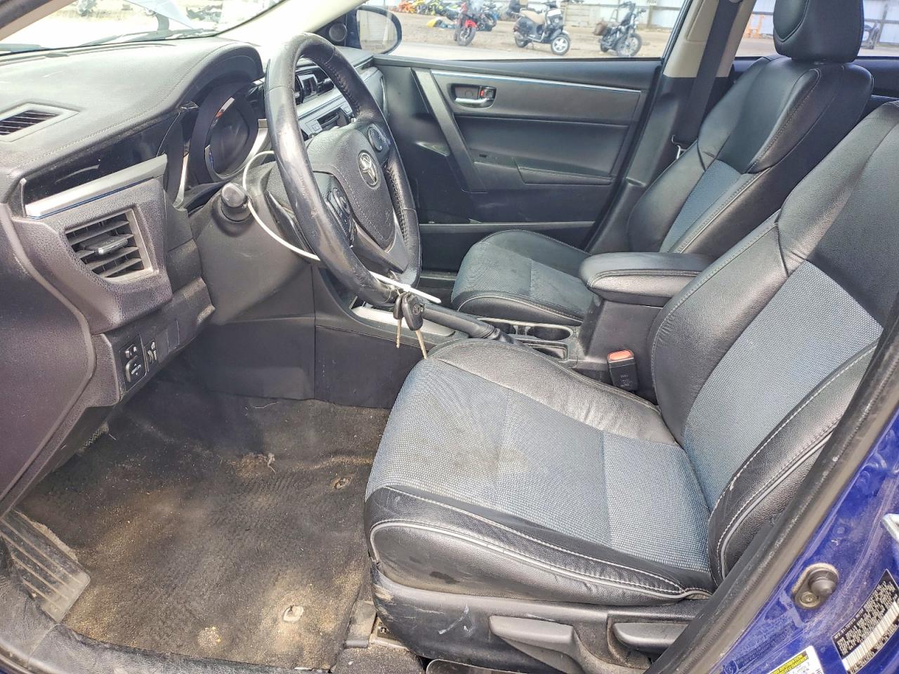2014 TOYOTA COROLLA S PLUS photo 7