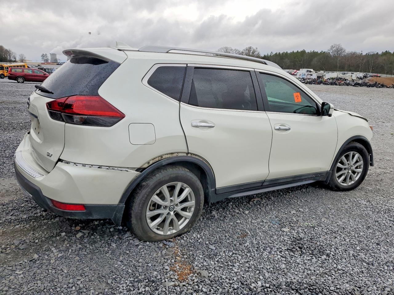2018 NISSAN ROGUE photo 7