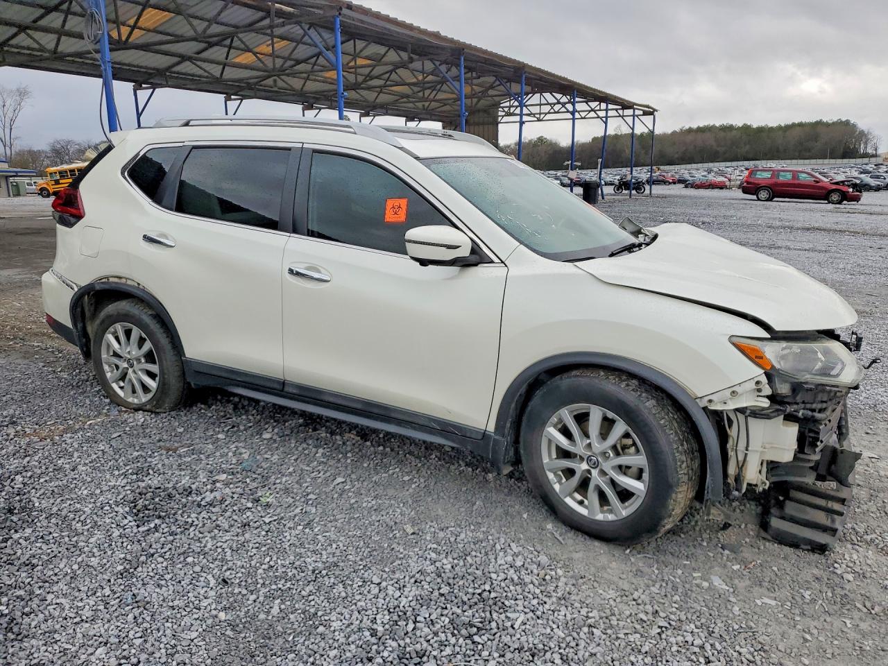2018 NISSAN ROGUE photo 10