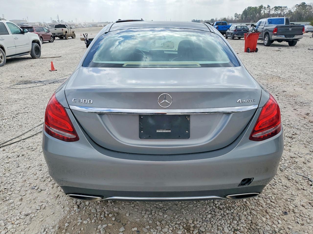 2015 MERCEDES-BENZ C 300 4MATIC photo 11