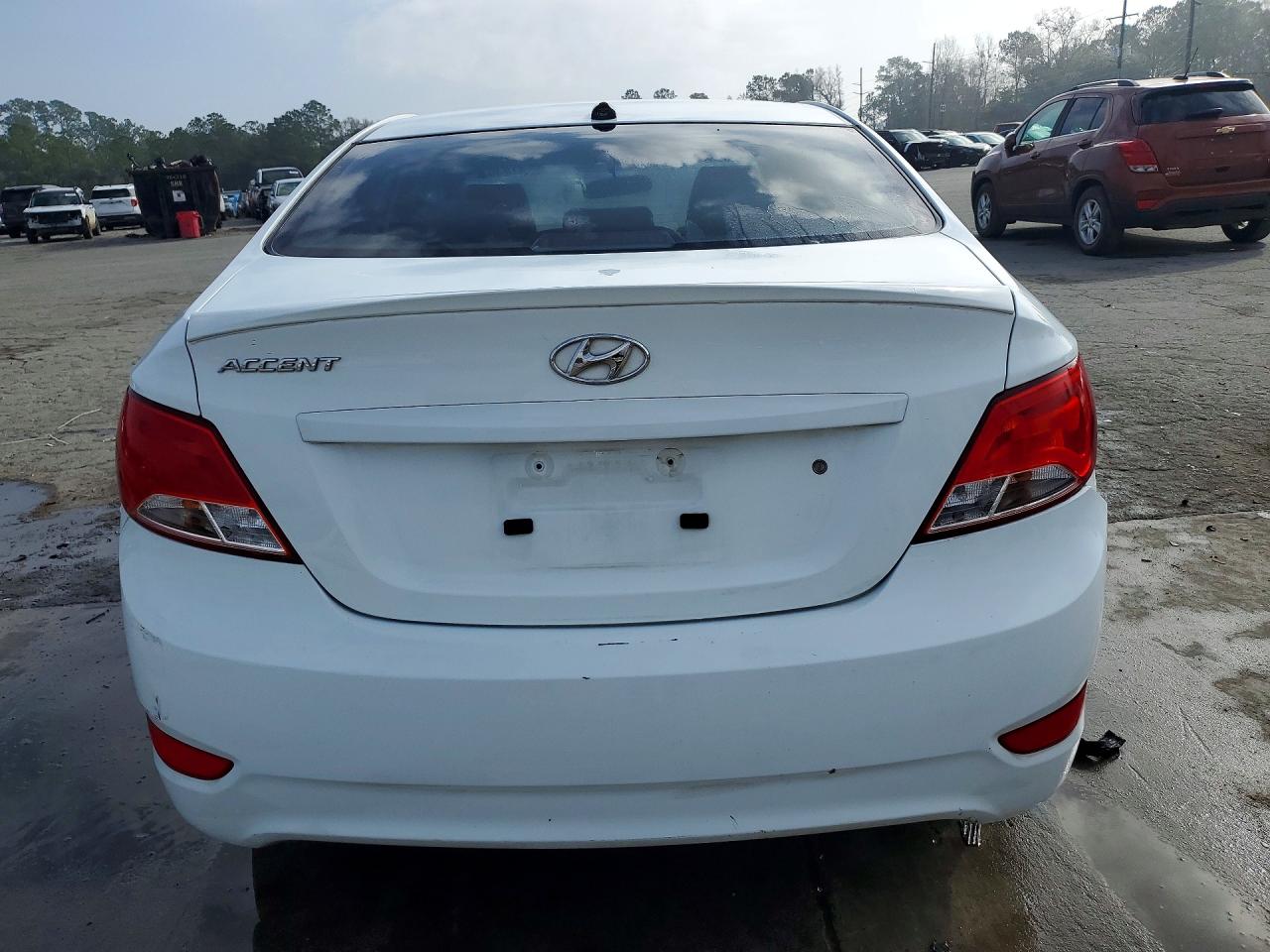2015 HYUNDAI ACCENT GLS photo 11