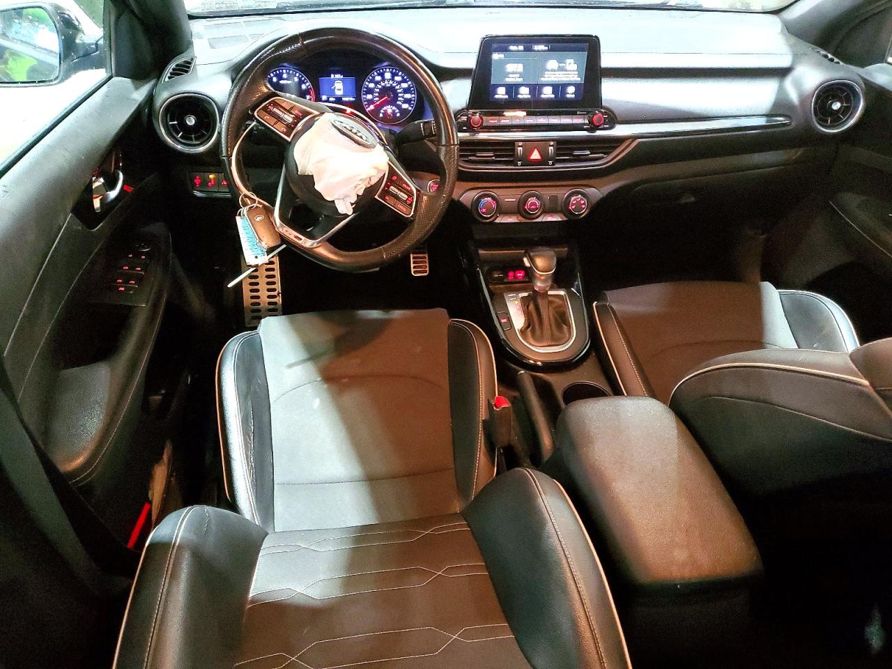 2020 KIA FORTE GT LINE photo 15