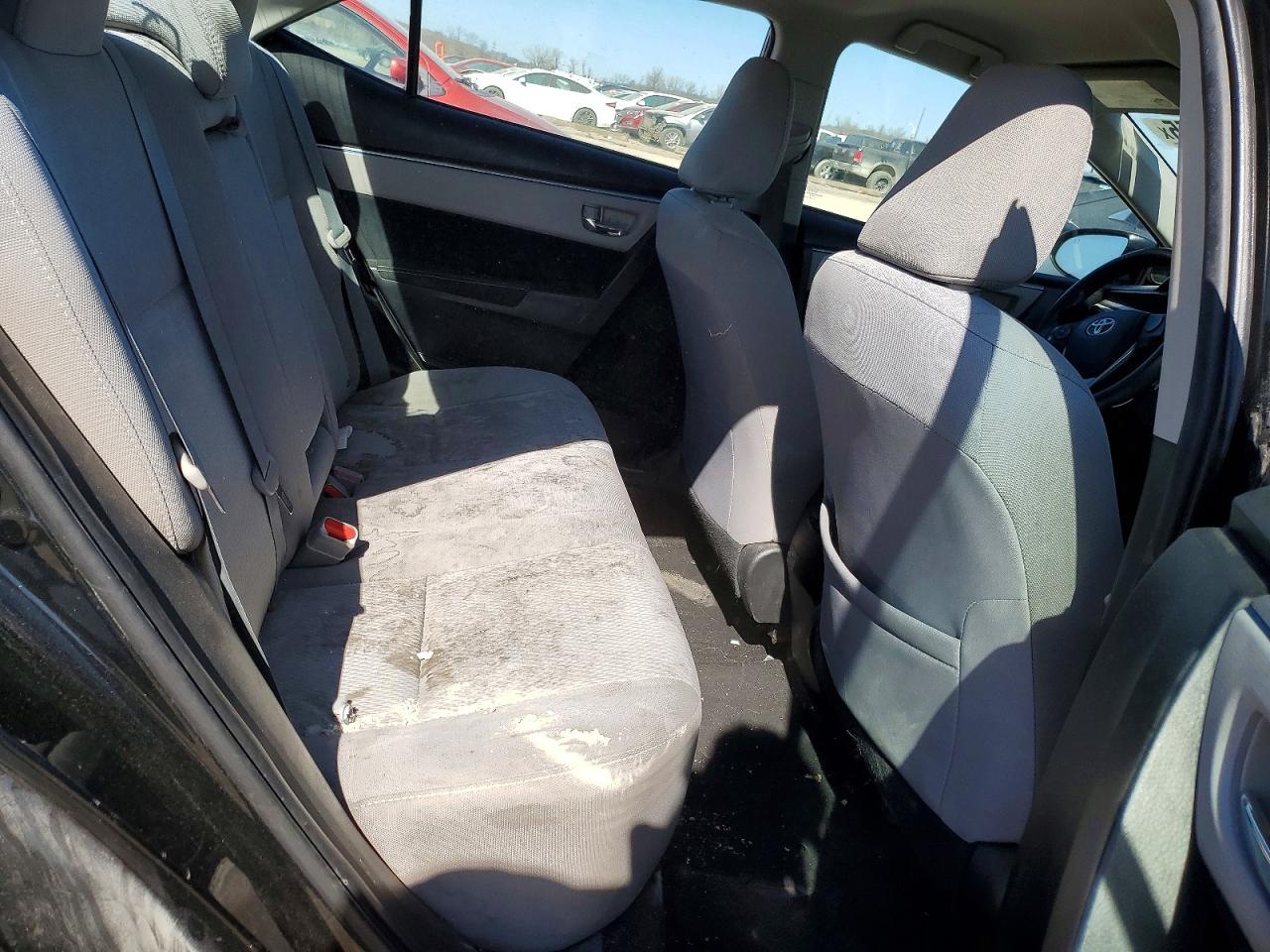 2016 TOYOTA COROLLA LE photo 19