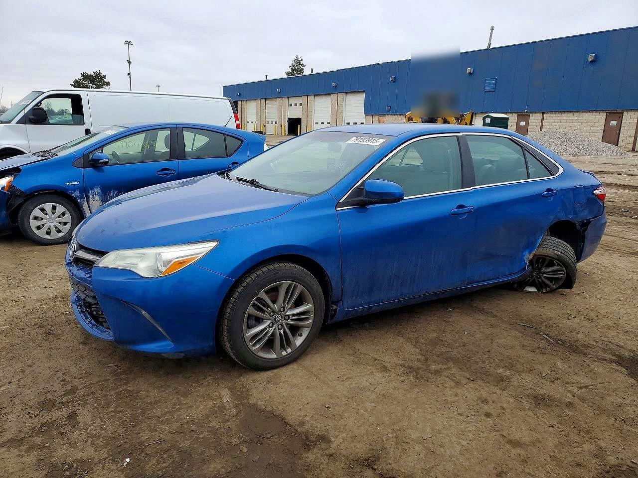 2017 TOYOTA CAMRY