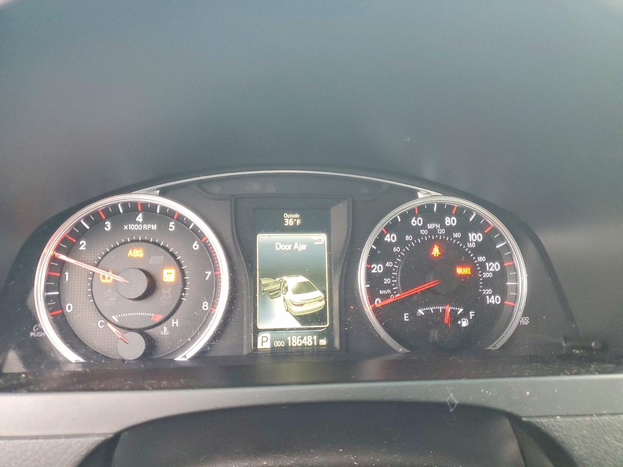 2017 TOYOTA CAMRY SE photo 25