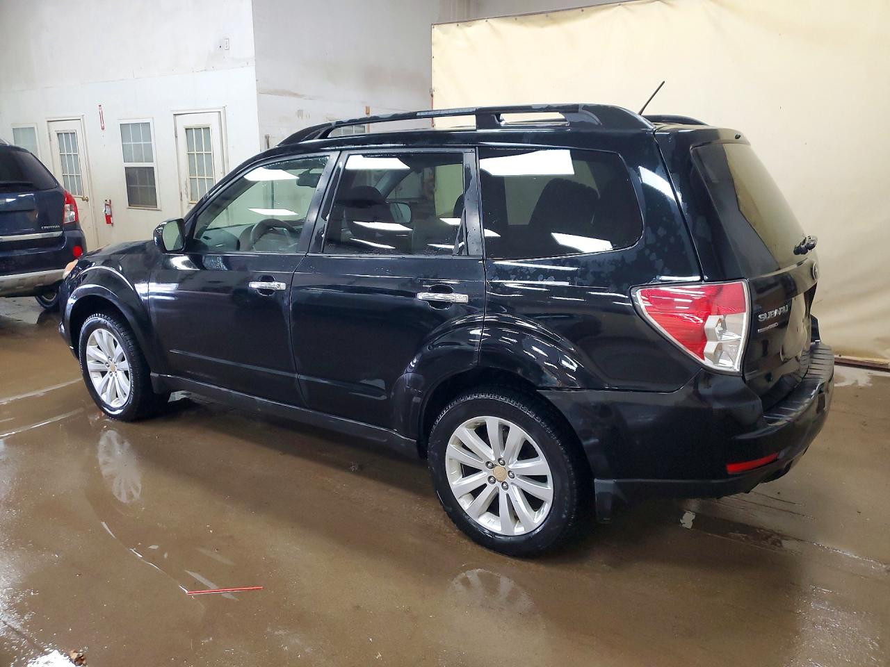 2011 SUBARU FORESTER 2.5X PREMIUM photo 3