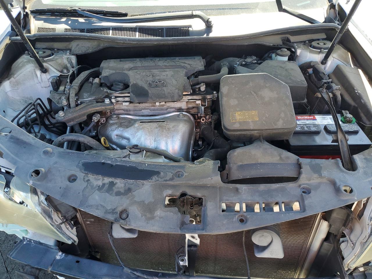 2014 TOYOTA CAMRY SE photo 21