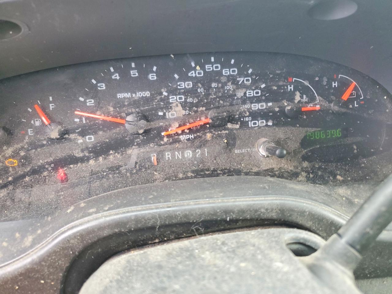 2004 FORD E250 UTILITY / SERVICE VAN photo 9