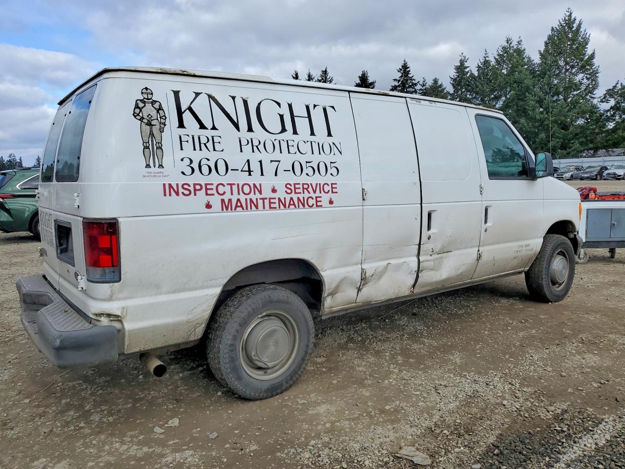 2004 FORD E250 UTILITY / SERVICE VAN photo 3
