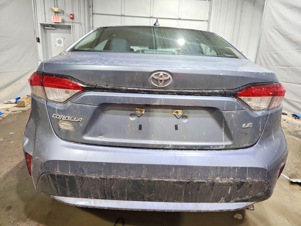 2021 TOYOTA COROLLA LE photo 6