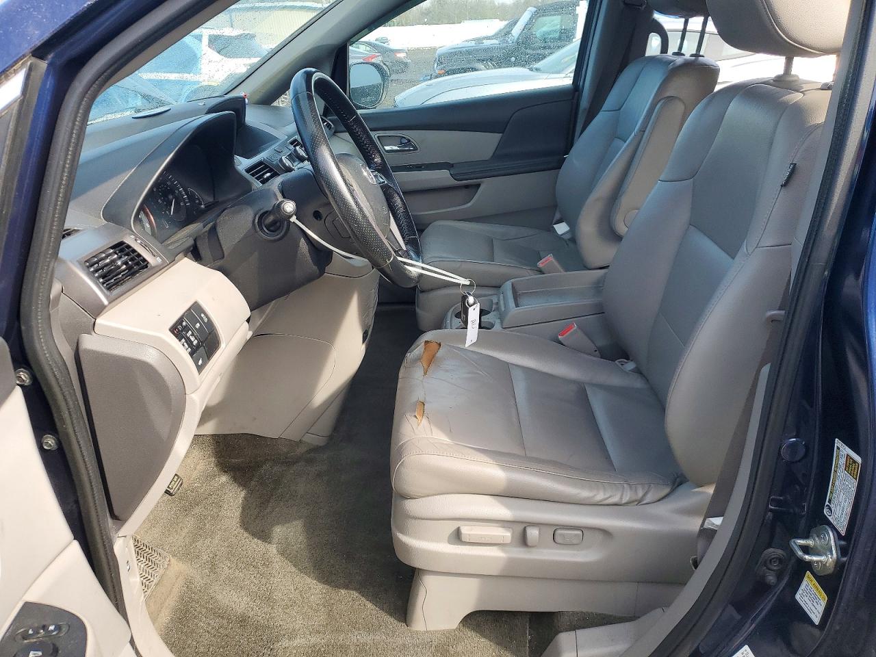 2016 HONDA ODYSSEY EXL photo 13