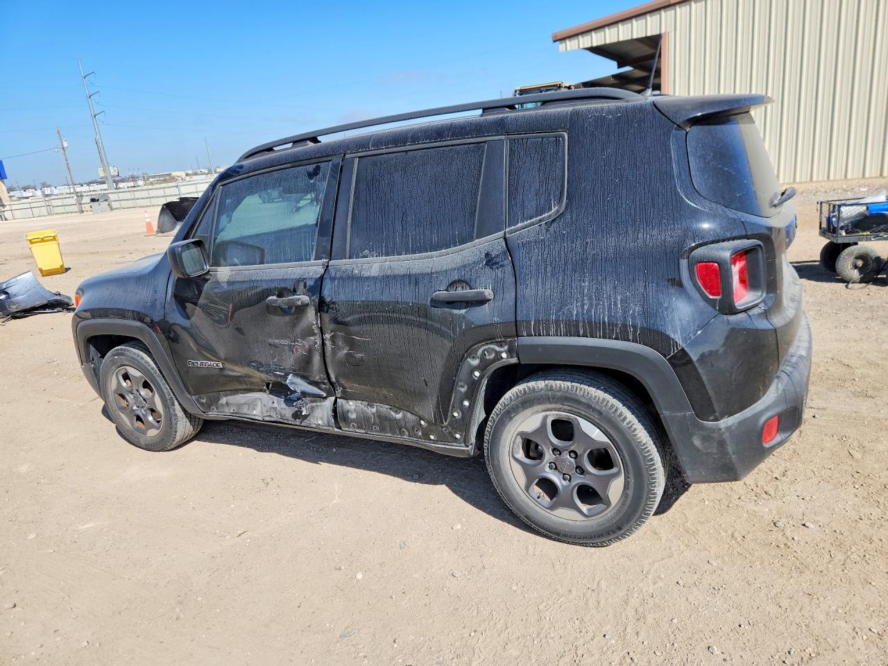 2017 JEEP RENEGADE SPORT photo 4