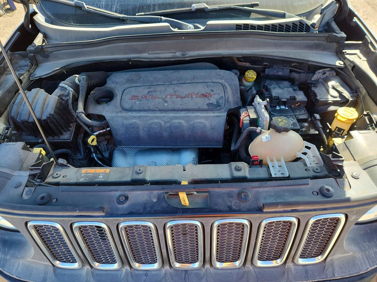 2017 JEEP RENEGADE SPORT photo 34