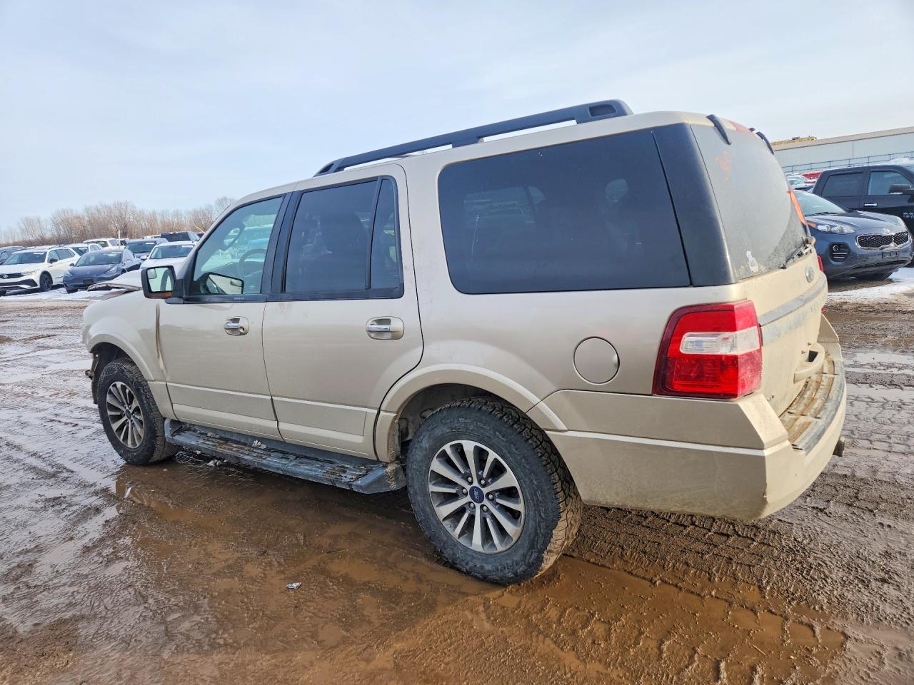 2017 FORD EXPEDITION XLT photo 2