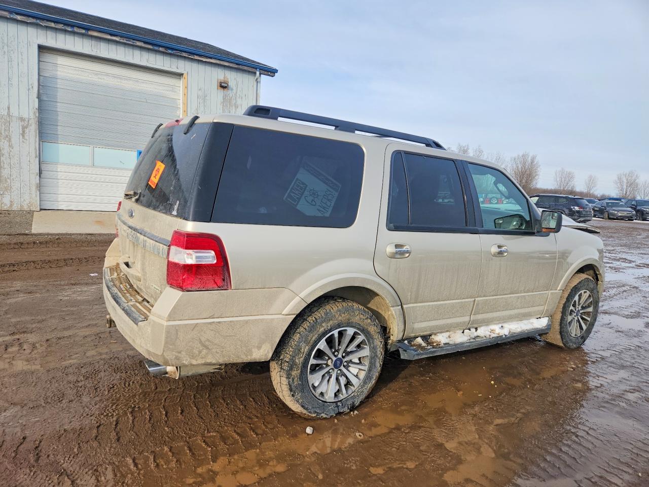 2017 FORD EXPEDITION XLT photo 3
